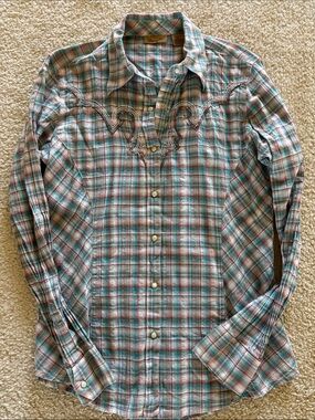 Wrangler Womens Teal and Pink Plaid Pearl Snap Button-Down Western Shirt